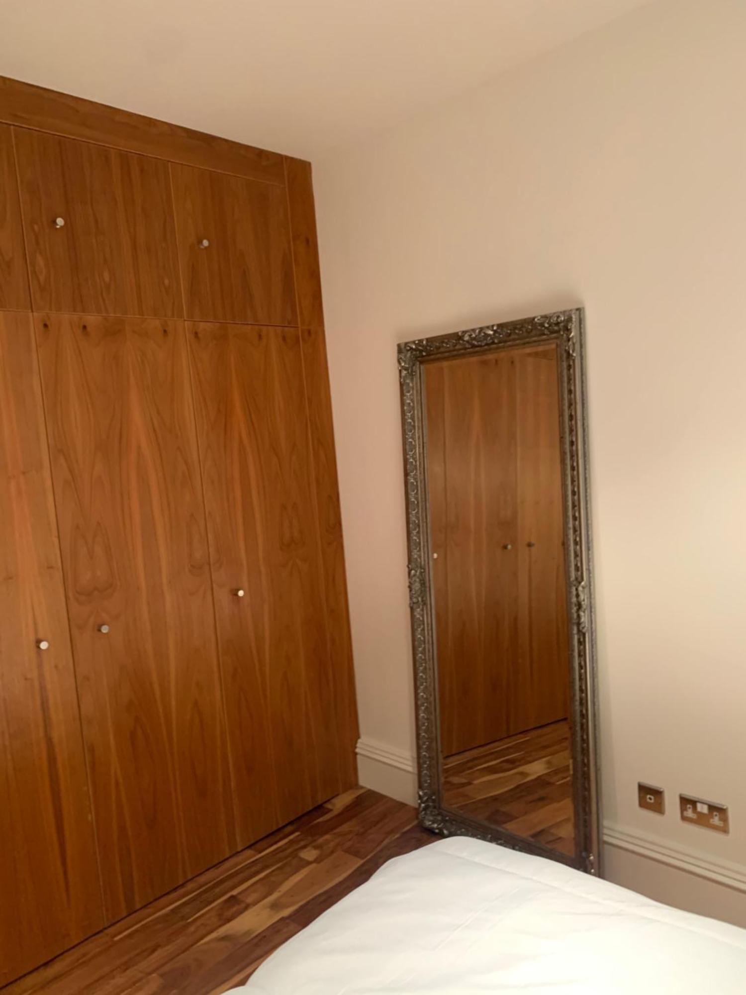 Modern Flat With Views By The Royal Mile *