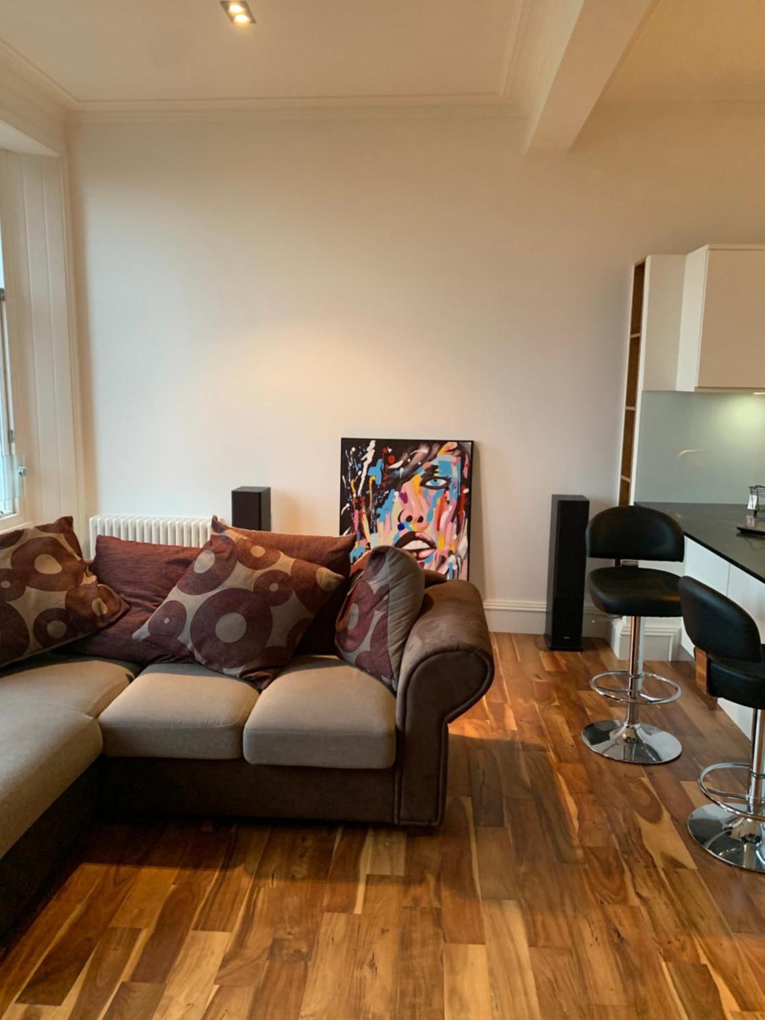 Apartment Modern Flat With Views By The Royal Mile Edinburgh