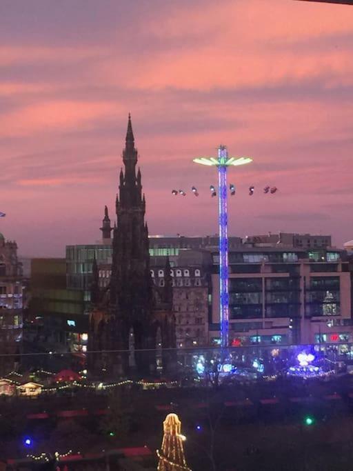 Modern Flat With Views By The Royal Mile Édimbourg